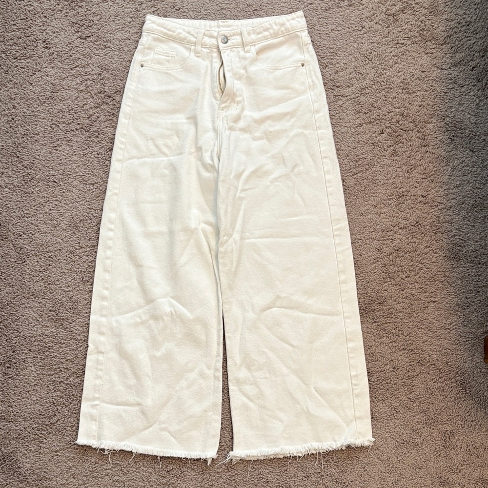 SHEIN Off-White Wide-Leg Jeans